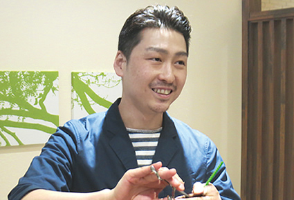 千代啓介店長